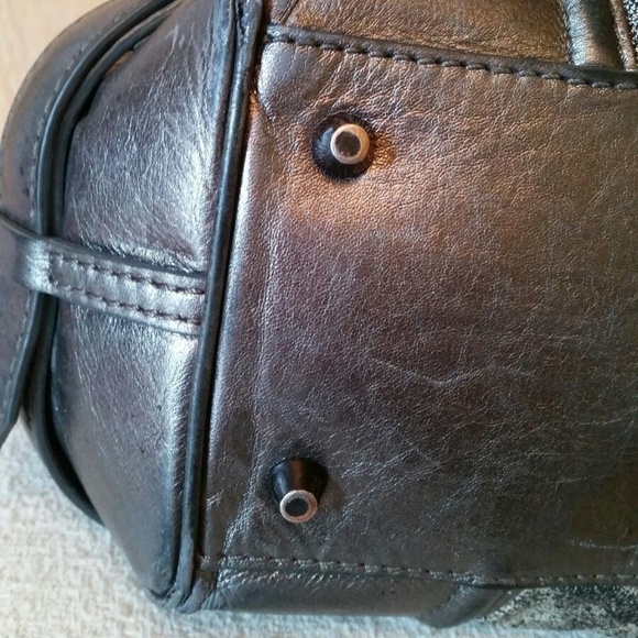 BURBERRY Shimmer Beat Check Lowry Tote Bag Auth - Picture 5 of 8